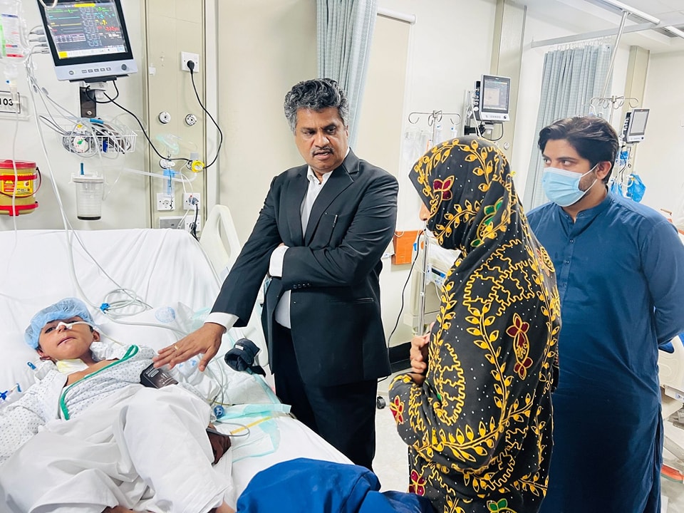 SHRC Chairperson Visits Drone Crash Victim at Ziauddin Hospital, Sukkur